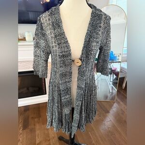 KEREN hart Black and White Textured Cardigan